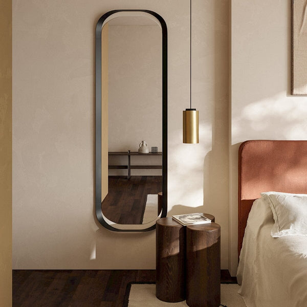 Calligra Mirror Mirror Deknudt Mirrors