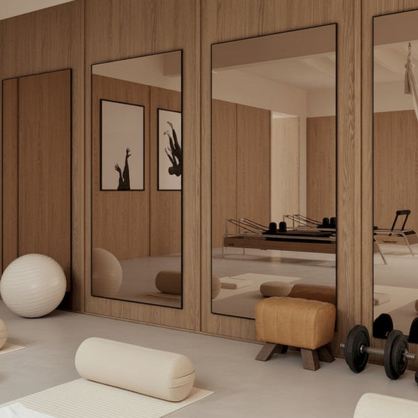 Lucka Bronze Black mirror with warm bronze reflection, handcrafted in Belgium by Deknudt Mirrors