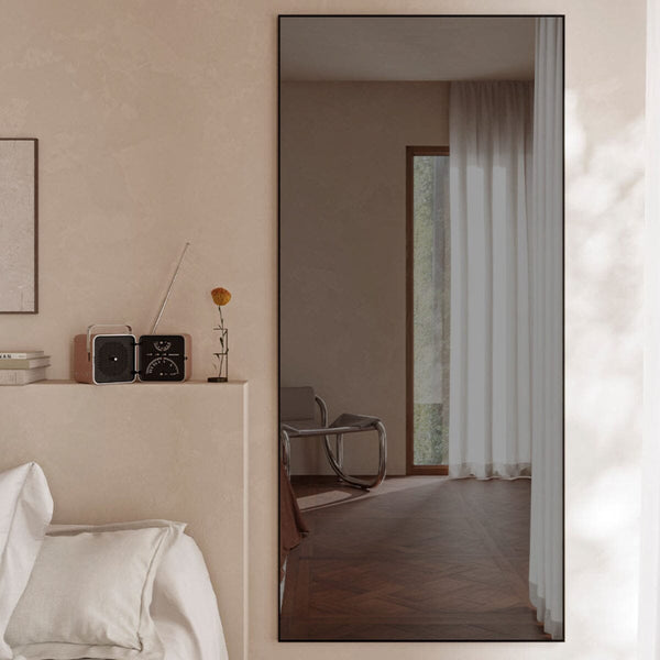 Lucka Dark Tint Black mirror, rectangular design, handcrafted in Belgium by Deknudt Mirrors