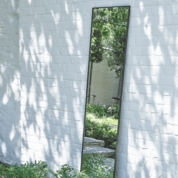 Lucka Outdoor Black Hall Mirror Mirrors Deknudt Mirrors 